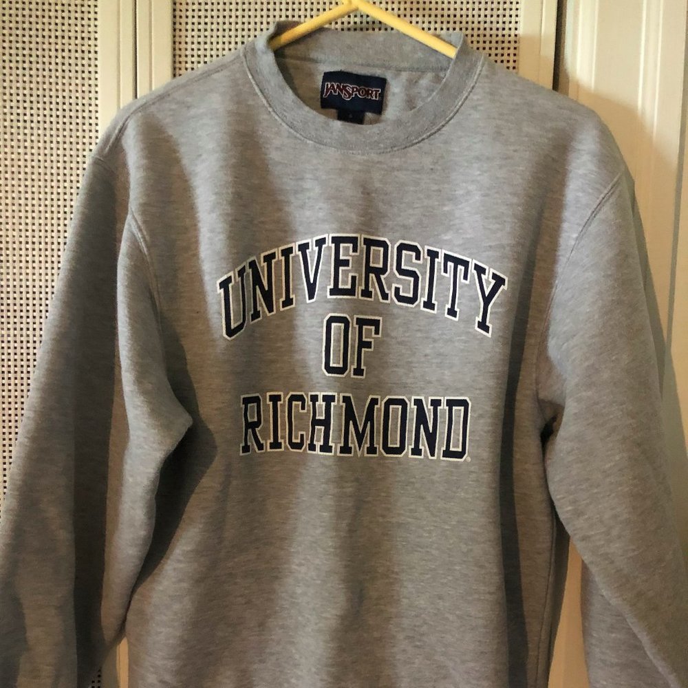 University of Richmond grey sweatshirt